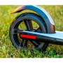 Электросамокат segway ninebot KickScooter ES2 на газоне