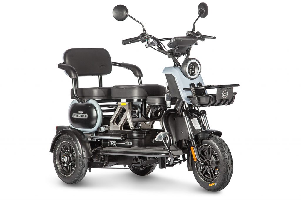 Электротрицикл Wanshida UN MOTO 60V 650Вт — черно-синий